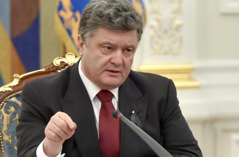 ​Порошенко о мобилизации:"Я полностью остановил мобилизацию, и никого уже в шею на защиту Украины мы не гоним"