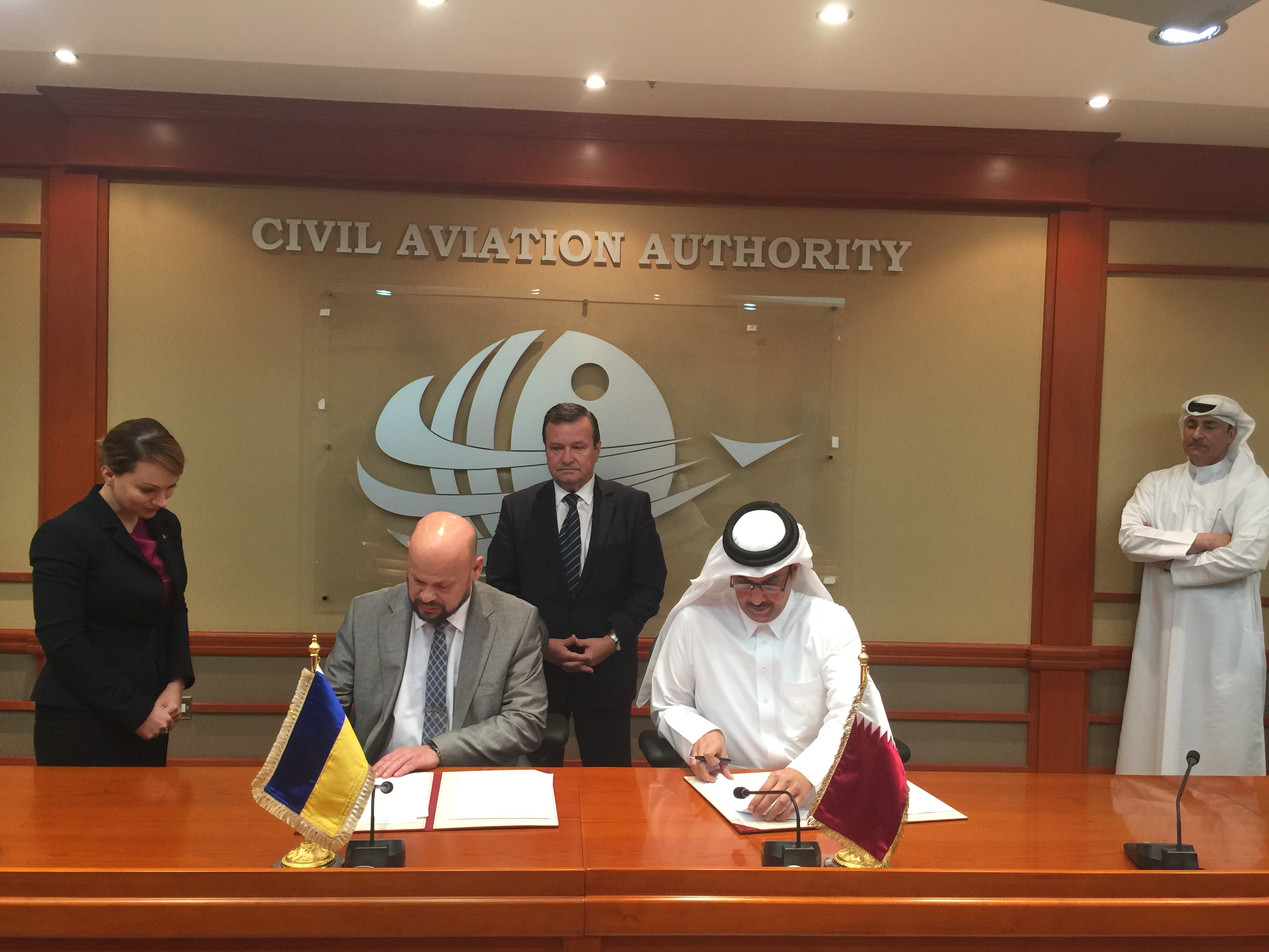В Дохе Украина и Катар подписали большой договор о сотрудничестве в авиасфере: инвесторы заинтересованы в авиасообщении с крупнейшими городами Украины