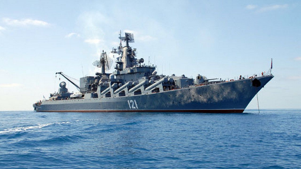 В РФ после потери крейсера "Москва" "полетели головы" высокопоставленных военных - СМИ