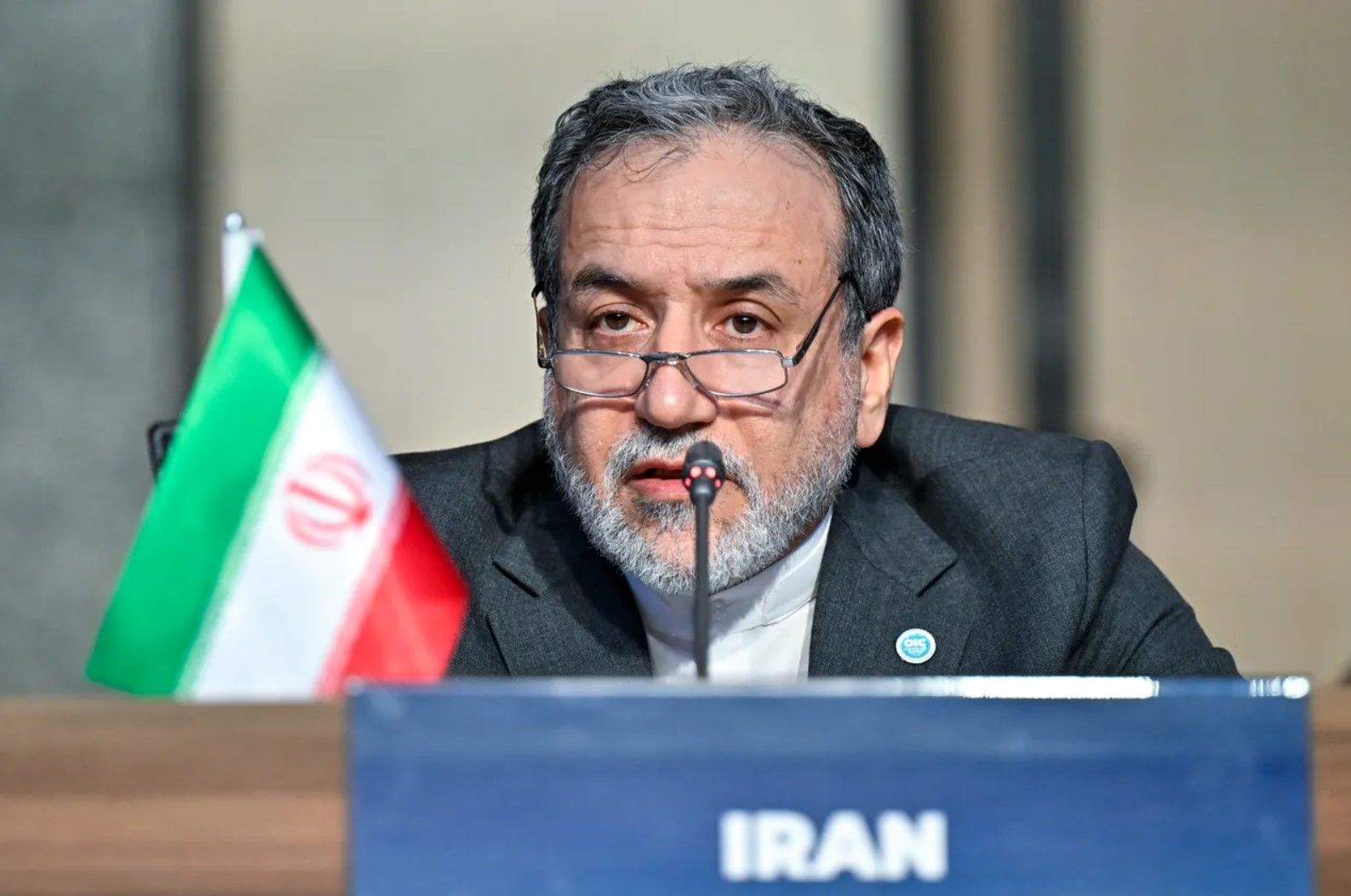 В Иране прервали молчание после слухов о ликвидации Хаменеи