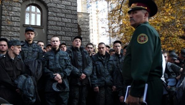 Против командиров частей Нацгвардии, пикетировавших АПУ, Генпрокуратура открыла уголовное производство
