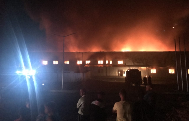 Страшные руины и пепелище: в Сети показали, что осталось от "Новой почты" в Мукачево после крупнейшего пожара