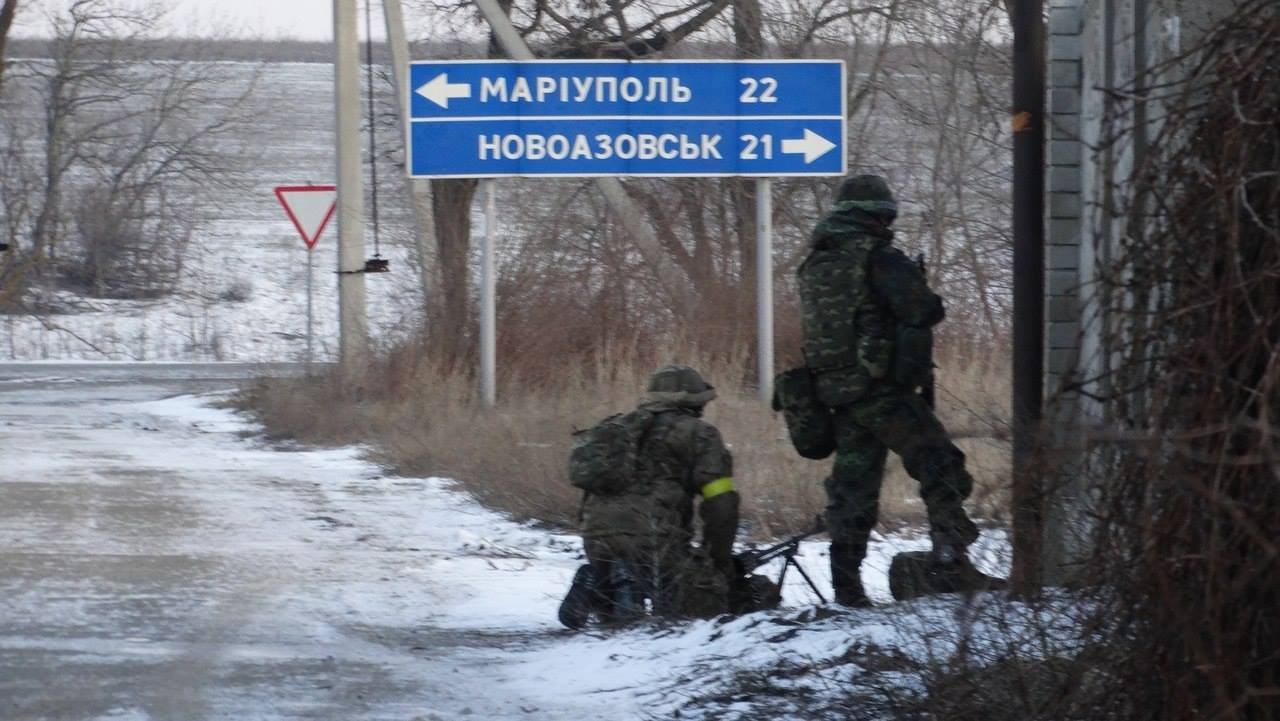 СМИ: Вопреки мирным договоренностям, боевики все утро обстреливают Широкино
