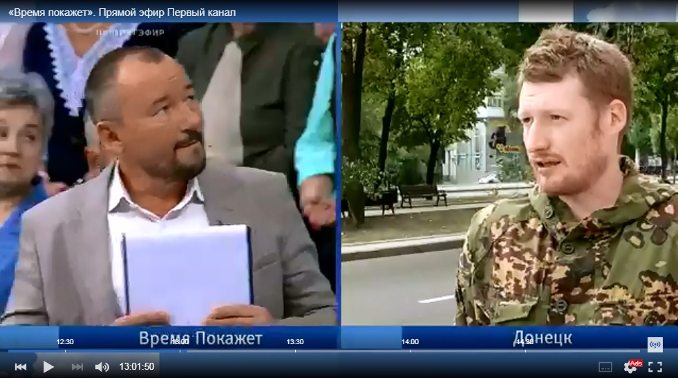 Схватил и вытащил из кадра: в Донецке боевик "ДНР" в прямом эфире напал на кремлевского пропагандиста Пегова - кадры