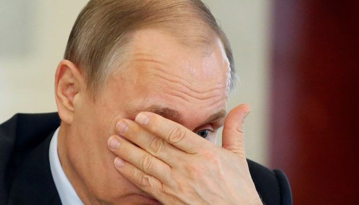 ​Путин признал, что санкции очень больно ударили по экономике России: Касьянов прокомментировал скрытый посыл президента РФ в рамках форума в Петербурге