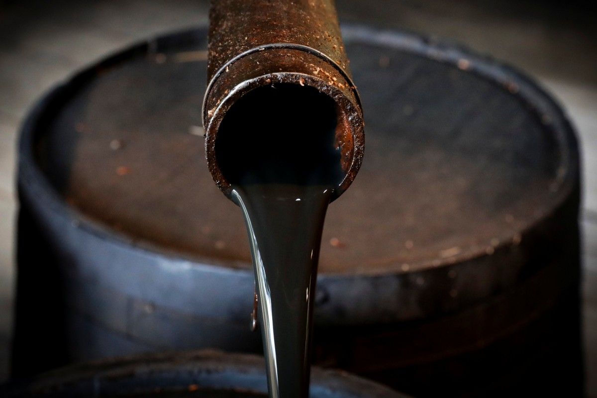 ​Цена на нефть 3 мая: у Brent, WTI и Urals началась "белая полоса" накануне ожидаемого глобального обвала