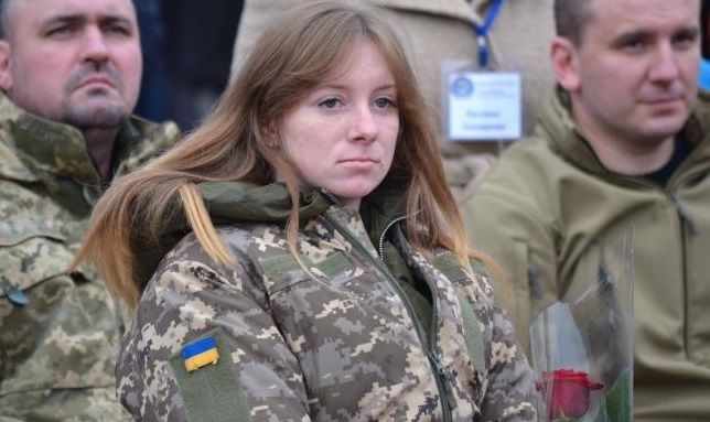 Защитница Украины Ольга Бенда, лишившаяся ноги на Донбассе, родила сына
