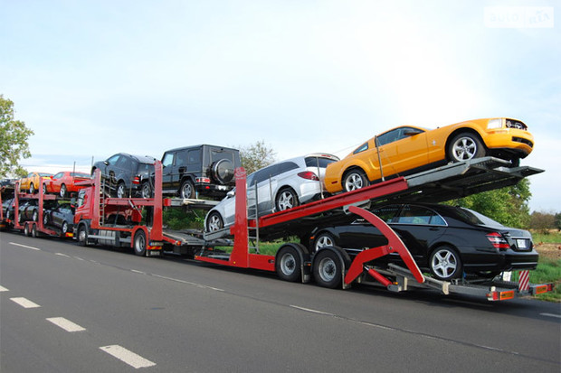 Поставки легковых автомобилей в Украину увеличились в два раза всего за один год