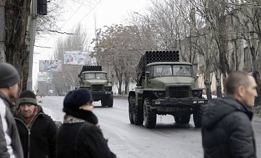 МВД: за сутки боевики обстреляли шесть районов, множество погибших, 17 раненых