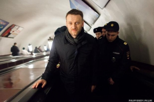 Служба исполнения наказаний просит посадить Навального на реальный срок