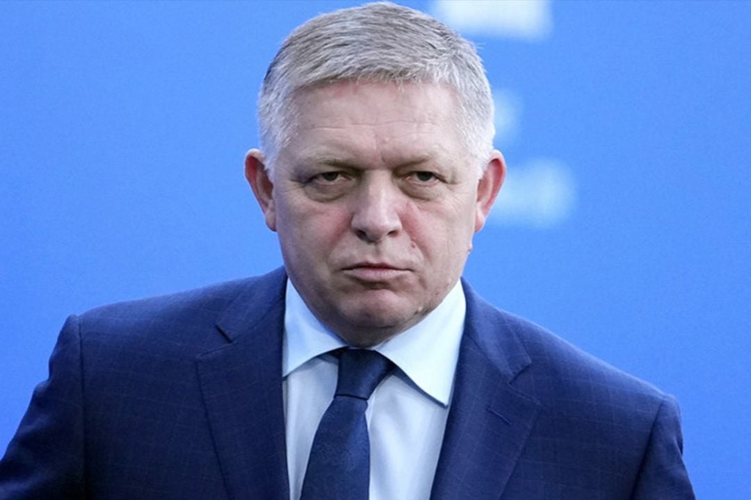 ​Фицо после встречи с Зеленским передумал идти на парад Путина в Москве