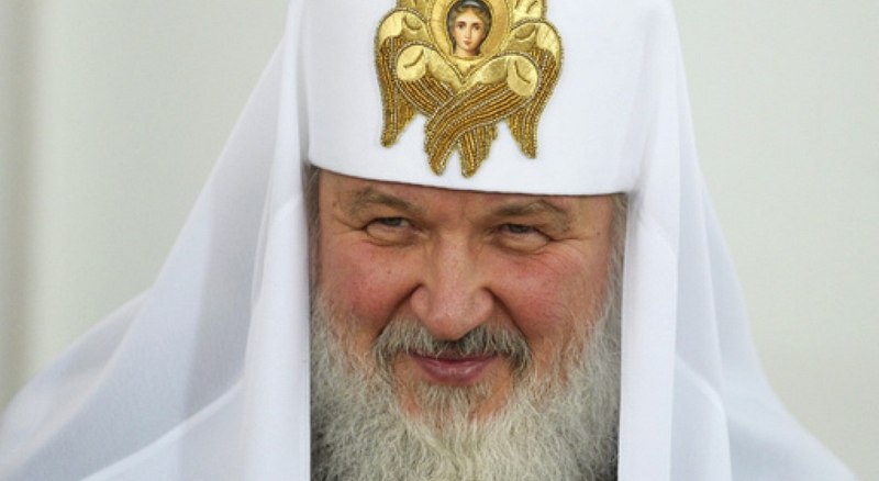 Этот “ребрендинг” неспроста: политтехнолог Голобуцкий объяснил, зачем российский патриарх Кирилл внезапно дал “особый статус” украинской “дочке”