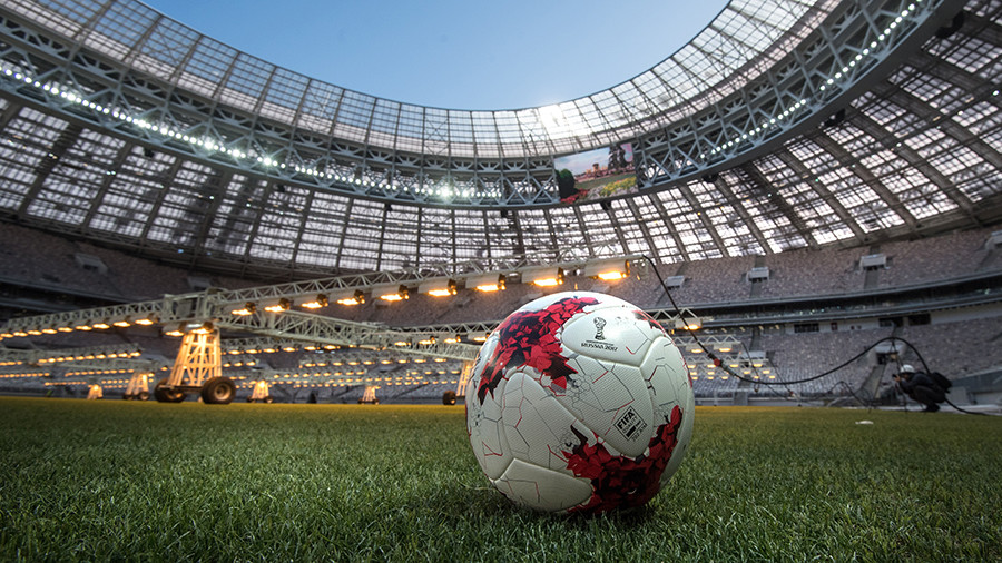 Американские сенаторы наносят новый удар по планам Кремля: политики призвали Международную федерацию футбола лишить Россию права на проведения чемпионата мира 2018 года