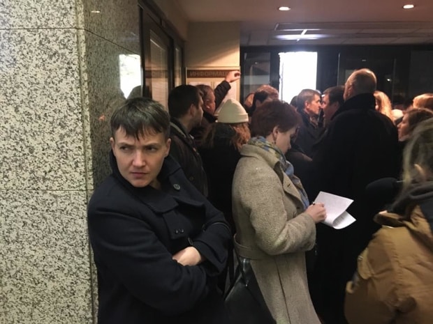 Явки провалены, почта Суркова взломана, Надя лично поехала за инструкциями: соцсети гневно отреагировали на визит нардепа Савченко в Россию