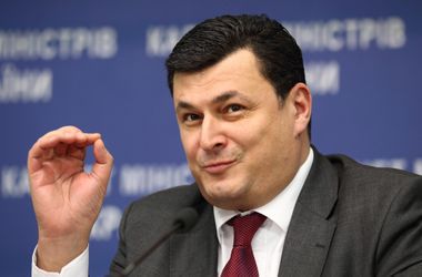 ​Яценюк дал Квиташвили три месяца на реформирование системы здравохранения