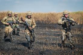 "Обдр***нцы хер***т по нашим позициям из тяжелого арторужия, а у ВСУ опять появятся новые территории", - волонтер Мысягин о ситуации на Светлодарской дуге