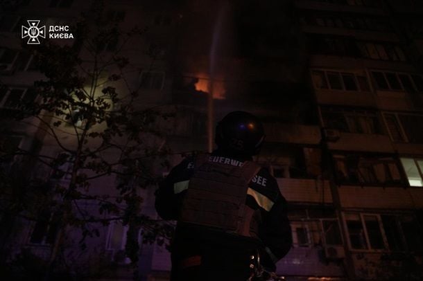 Россия нанесла массированный удар по Киеву: опубликованы кадры последствий