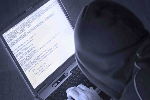 СМИ: Хакеры обнародовали секретные документы
