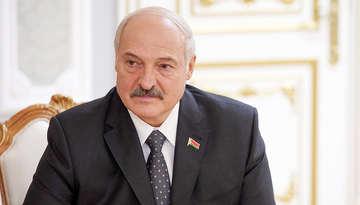Лукашенко признался в теплых чувствах украинцам и поддержал Порошенко