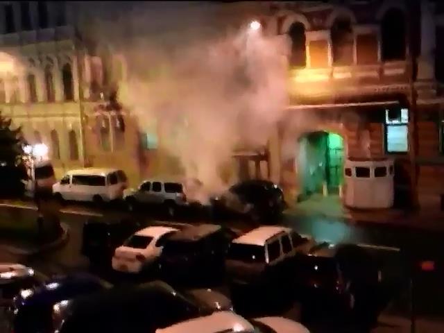 В Петербурге Генконсульство Украины забросали дымовыми шашками