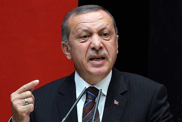 Эрдоган угрожает Трампу: турецкий президент пообещал уничтожить курдские пограничные подразделения, созданные США