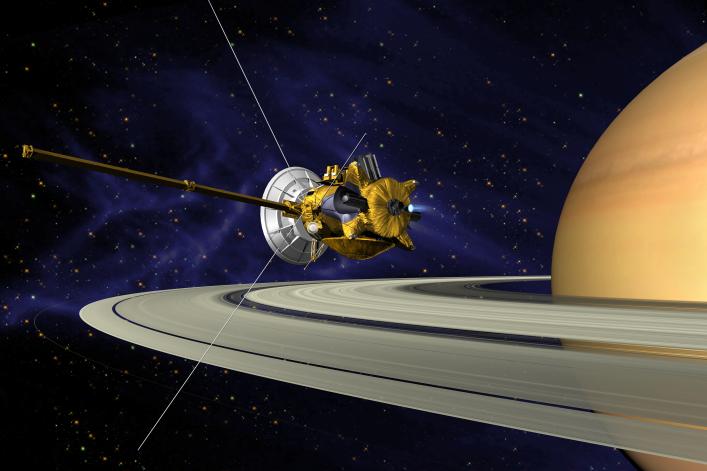 «Кассини» и спутник Сатурна: последняя встреча