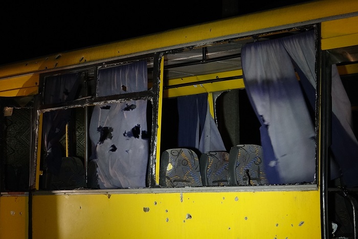 Российский постпред при ОБСЕ: По волновахскому автобусу били из "Града", но с северо-востока