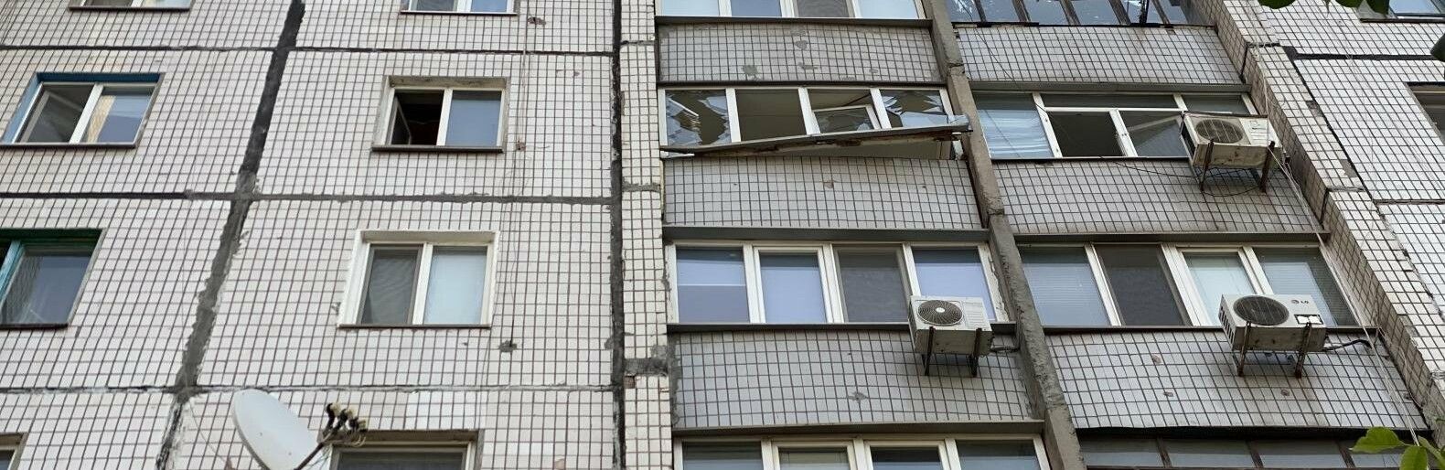 В Кривом Роге прогремел взрыв в девятиэтажке - на балконе кричат дети