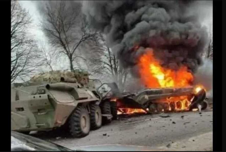 ВСУ разгромили колонну российской бронетехники: подбиты 20 танков на минском направлении
