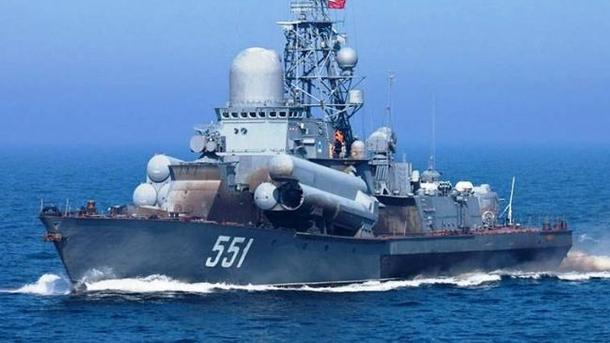 Россия снова провоцирует НАТО: в Латвии заявили, что у границ государства замечены три российских корабля