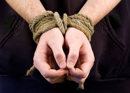 В Луганской области неизвестные в масках похитили человека, - МВД