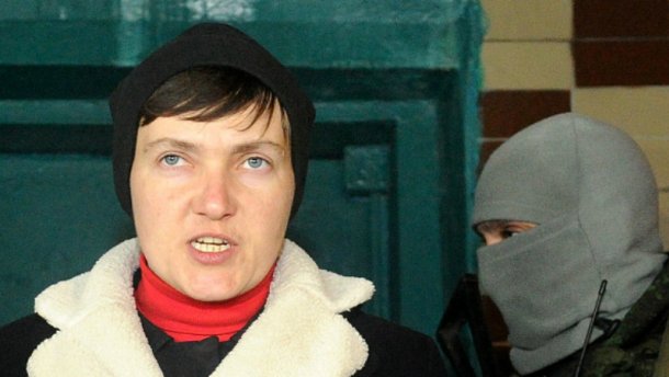 "Бойцы ВСУ уже готовы из пушек расстрелять "шоколадную" Банковую и Раду", - Савченко рассказала о поездке на фронт