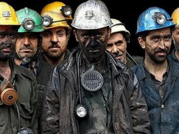 Бастующие шахтеры заблокировали трассу Львов-Луцк