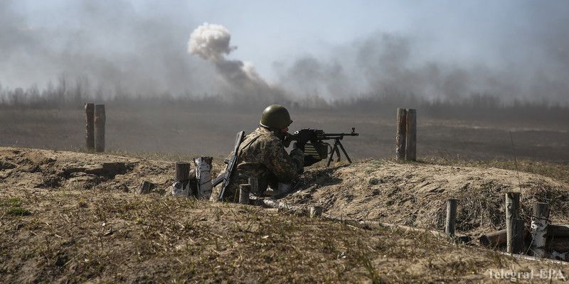 За ночь боевики 30 раз обстреливали позиции ВСУ, - штаб АТО