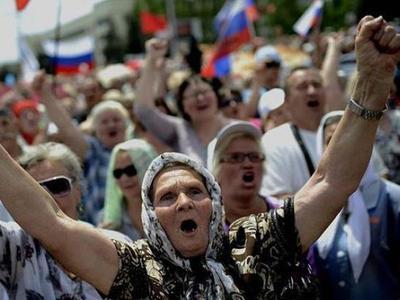 В "ДНР" урезали получение "гуманитарки" для пенсионеров - помощь будут получать единицы