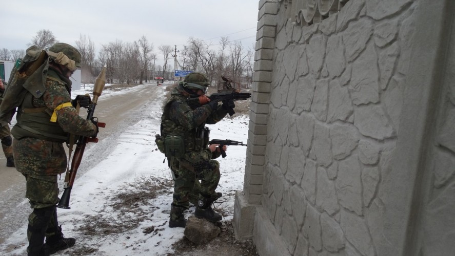 Боевики усиливают позиции в Широкино, Горловке и Счастье, - Тычмук