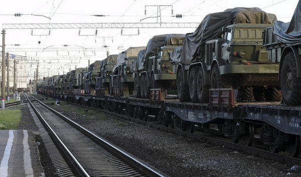 ​"Оно зашевелилось", - Цаплиенко рассказал об эшелонах российской военной техники, которую Кремль снова массово гонит к украинской границе