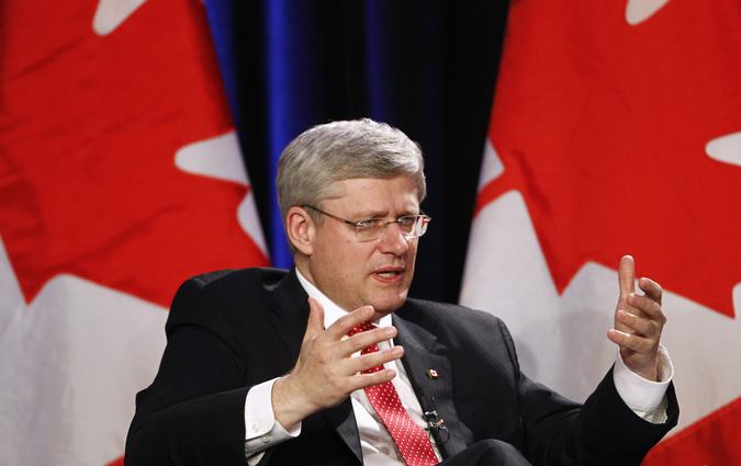 Перестрелка в Оттаве: премьер Канады Харпер получил "полную поддержку" от Кэмерона и призвал парламент продолжать работу