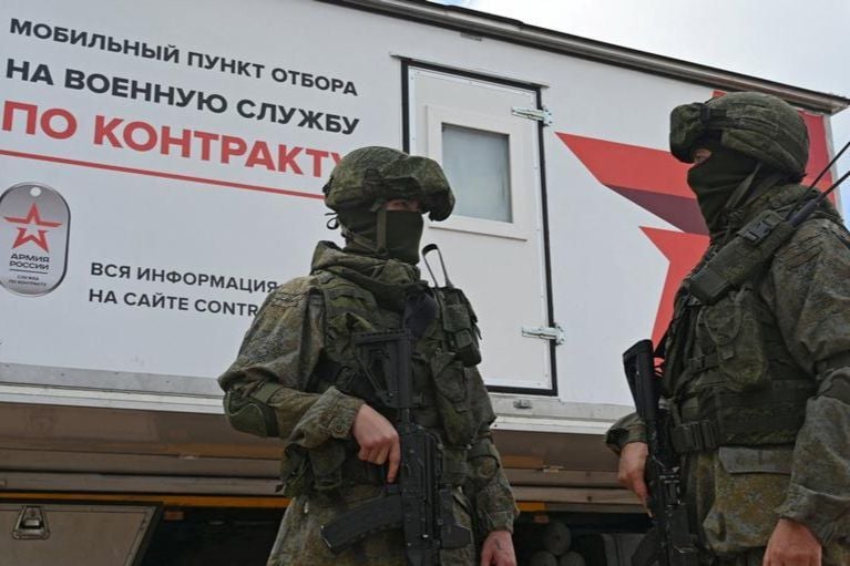 ​Бизнес на войне рушится: рекрутеры массово жалуются на невыплаты за отправку россиян на фронт