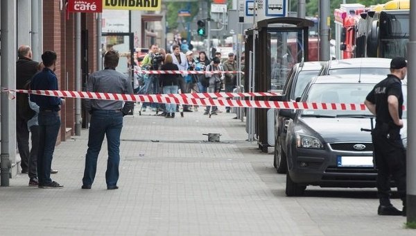 В Польше на автобусной остановке взорвалась кастрюля с гвоздями, ранена женщина