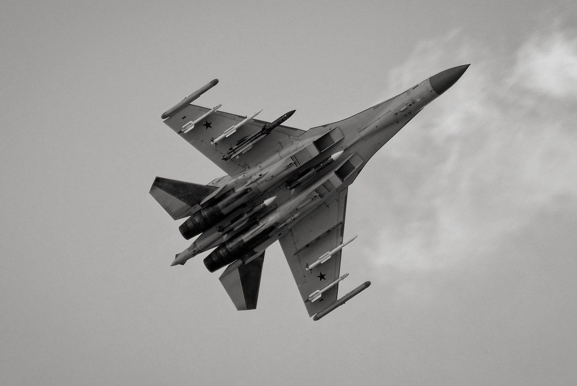 Минус Су-35: ПВО РФ ночью "по-дружески" сбила свой истребитель – в Z-каналах траур