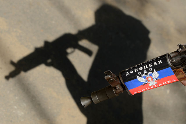 Срыв перемирия в зоне АТО: сепаратисты "ДНР" обстреливают позиции ВСУ стрелковым оружием