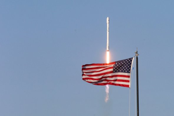 Конец космонавтики России: США потрясли весь мир - впервые в истории ракета-носитель SpaceX дважды отправила в космос корабль и спутник