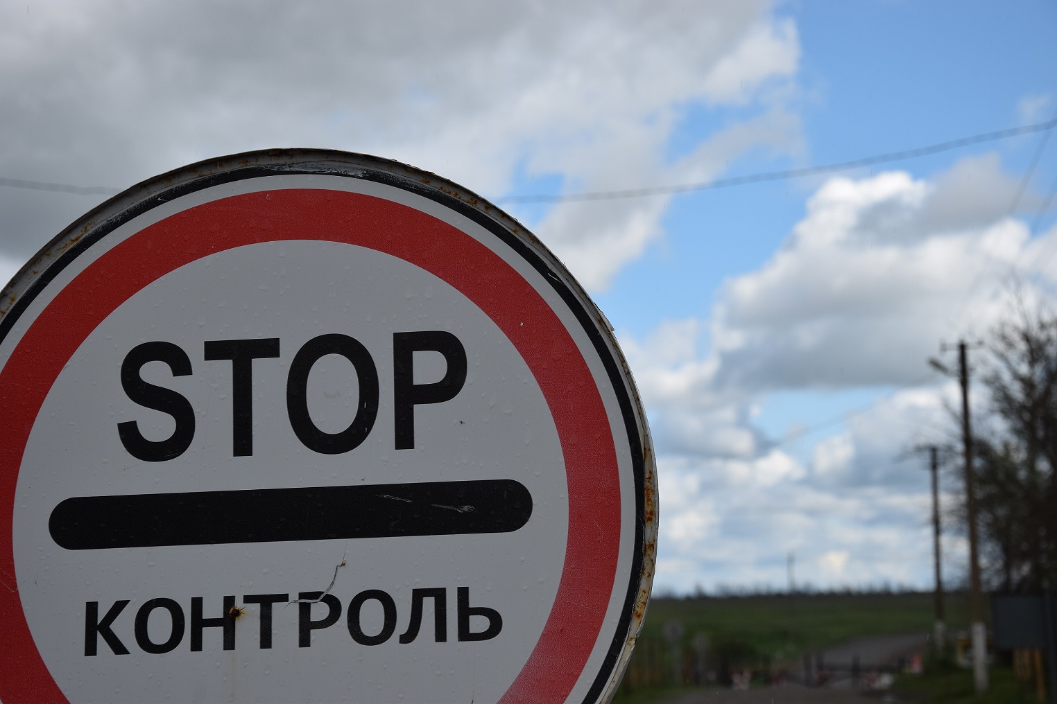 КПП на Донбассе в мае не откроются: при каком условии пограничники будут пропускать через линию разграничения