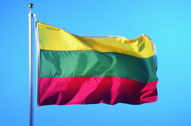 Литва поставила Россию на место: российским судьям запретили въезд в страну