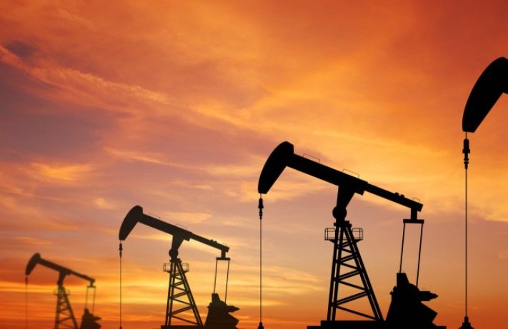 Российская экономика уходит в пике из-за недобора нефтегазовых доходов в бюджет