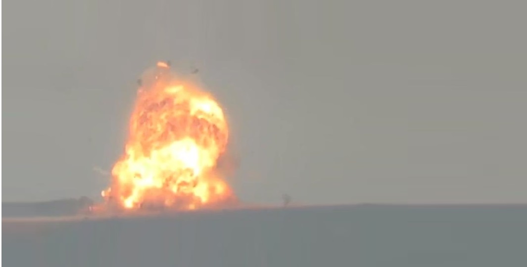 В Сети появилось видео мощного разгрома боевиков на Донбассе: подорвана техника, у наемников проблемы