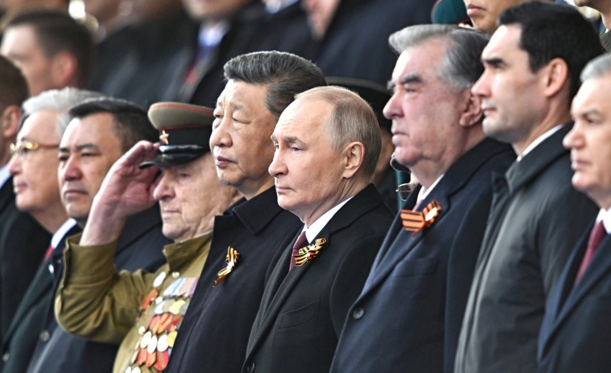 Последние друзья Путина отказались приезжать на парад в Москву