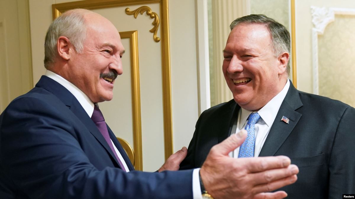 Помпео заявил о начале поставок нефти США в Беларусь: "Готовы удовлетворить потребности в энергоносителях"