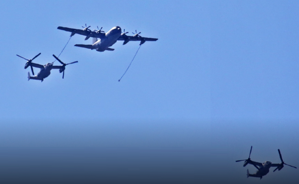 Военная авиация США впервые дозаправилась в небе над Украиной: эффектные фото MС-130 Hercules и CV-22 Osprey